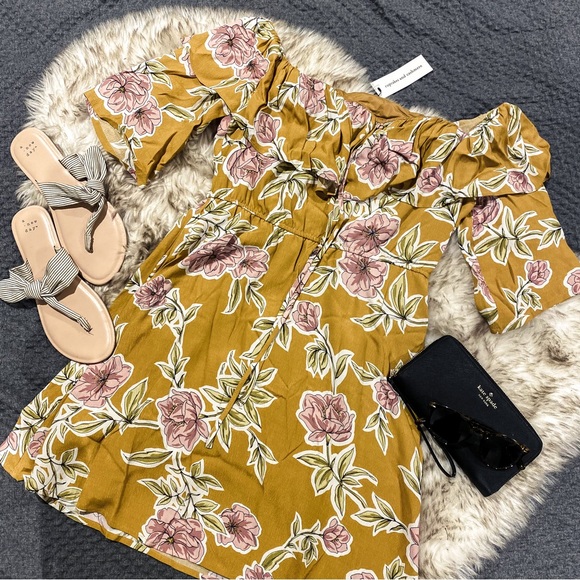 Cupcakes & Cashmere Off the Shoulder Floral Dress - Picture 1 of 5